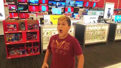 CHASES 6th BIRTHDAY! Learning 2 ROLLER SKATE on 1st day of FALL! Ouch! FUNnel Vision