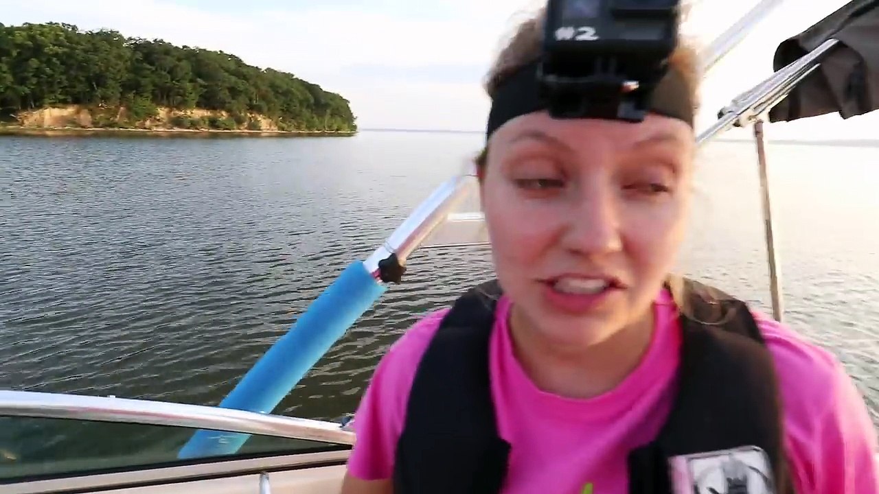 SEARCHING FOR ABANDONED GHOST SHIP!! (HAUNTED WRECK)