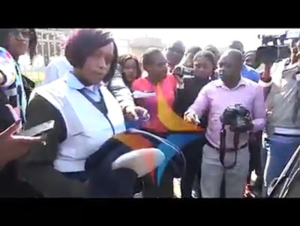 FOUR ZAMBIA POLICE TRAFFIC OFFICERS CAUGHT RECEIVING BRIBES FROM MOTORISTSFour Zambia Police Traffic Officers were this morning caught unawares for mounting a