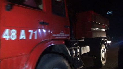 Havai fişek ormanı yaktı