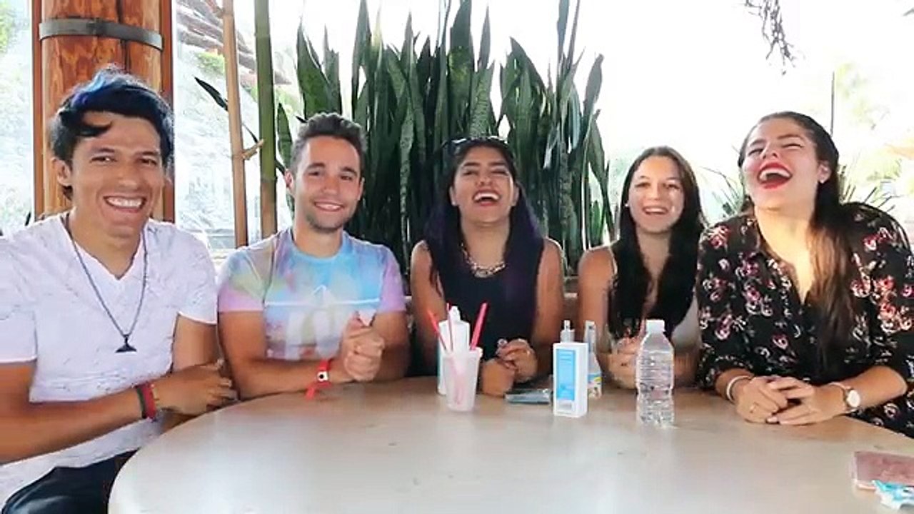 Haciendo SLIME FÁCIL con LOS POLINESIOS (Experimentos Caseros)