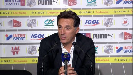 2e j. - Pelissier réclame un apport offensif avant la fin du mercato