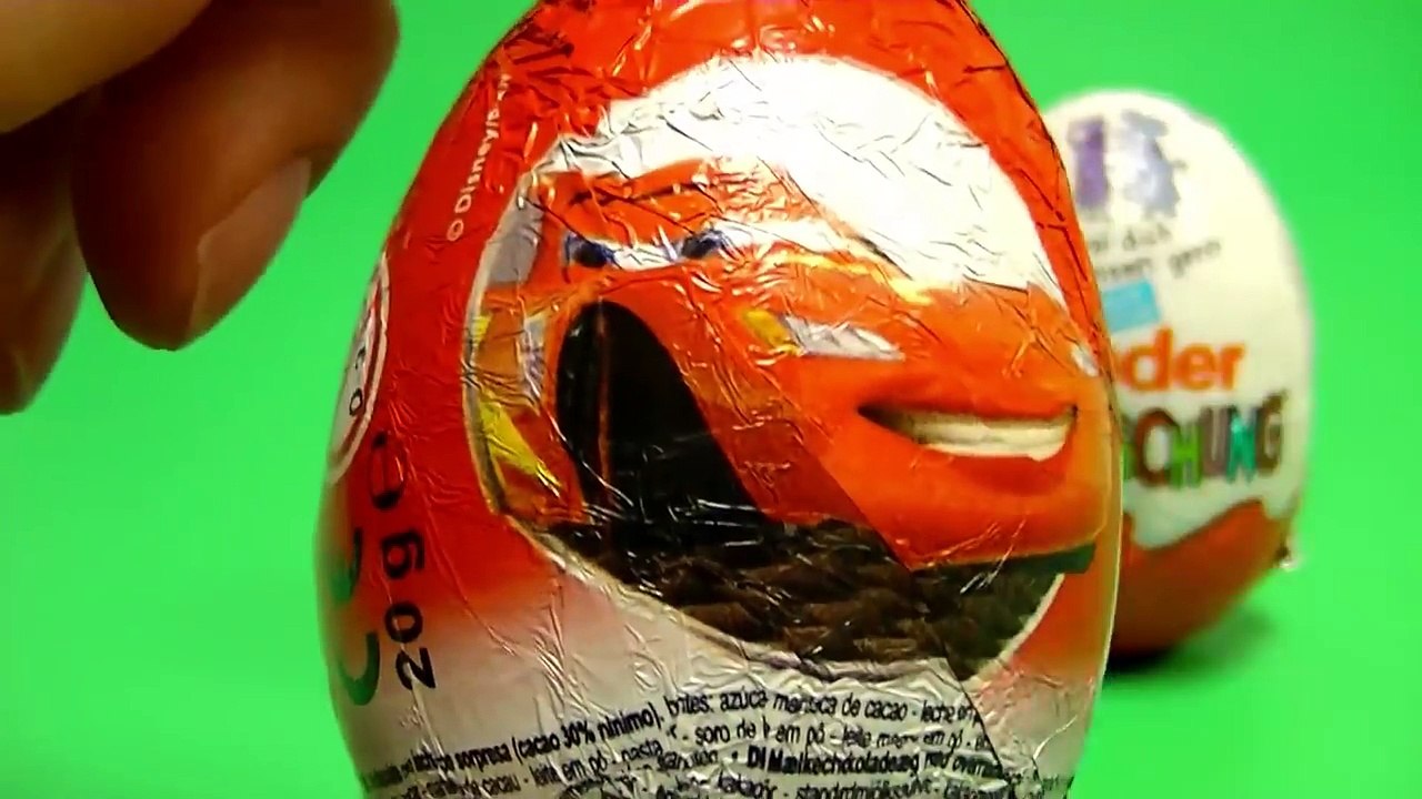 Surprise Eggs Cars 2, Planes, Pixar Kinder Sorpresa huevo chocolate by lababymusica