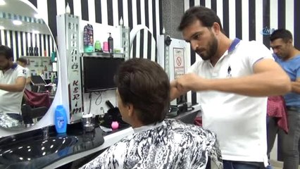 Diyarbakır'da Berberlerin Bayram Mesaisi Başladı