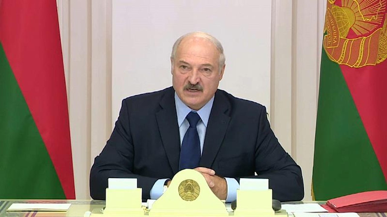 Λευκορωσία: Απολύθηκε ο πρωθυπουργός και η μισή...