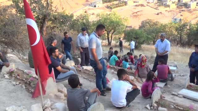 6 Güvenlik Korucusu Şehit Düşmüştü... Siirt'te Şehit Yakınları Bir Bayrama Daha Buruk Girdi