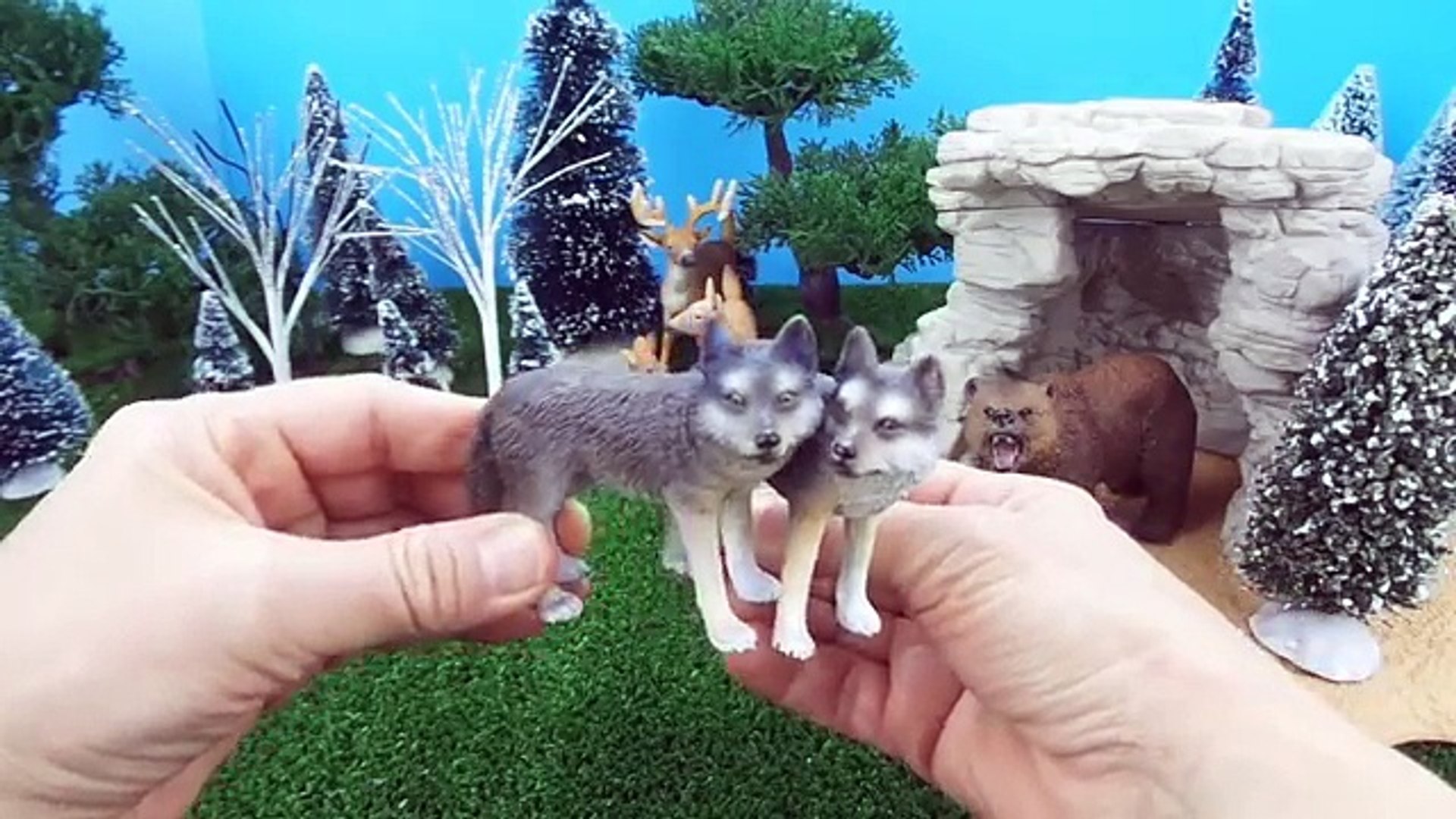 ⁣Cute Zoo Animals Grizzly Bear Deer Wolf Kids Toys CottonCandyCorner