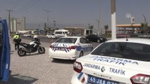 Jandarma ve Polisten Sürücülere Bayram İkramı