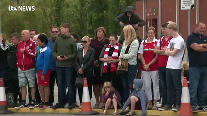 Paul carries coffin as hundreds mourn Barry Chuckle