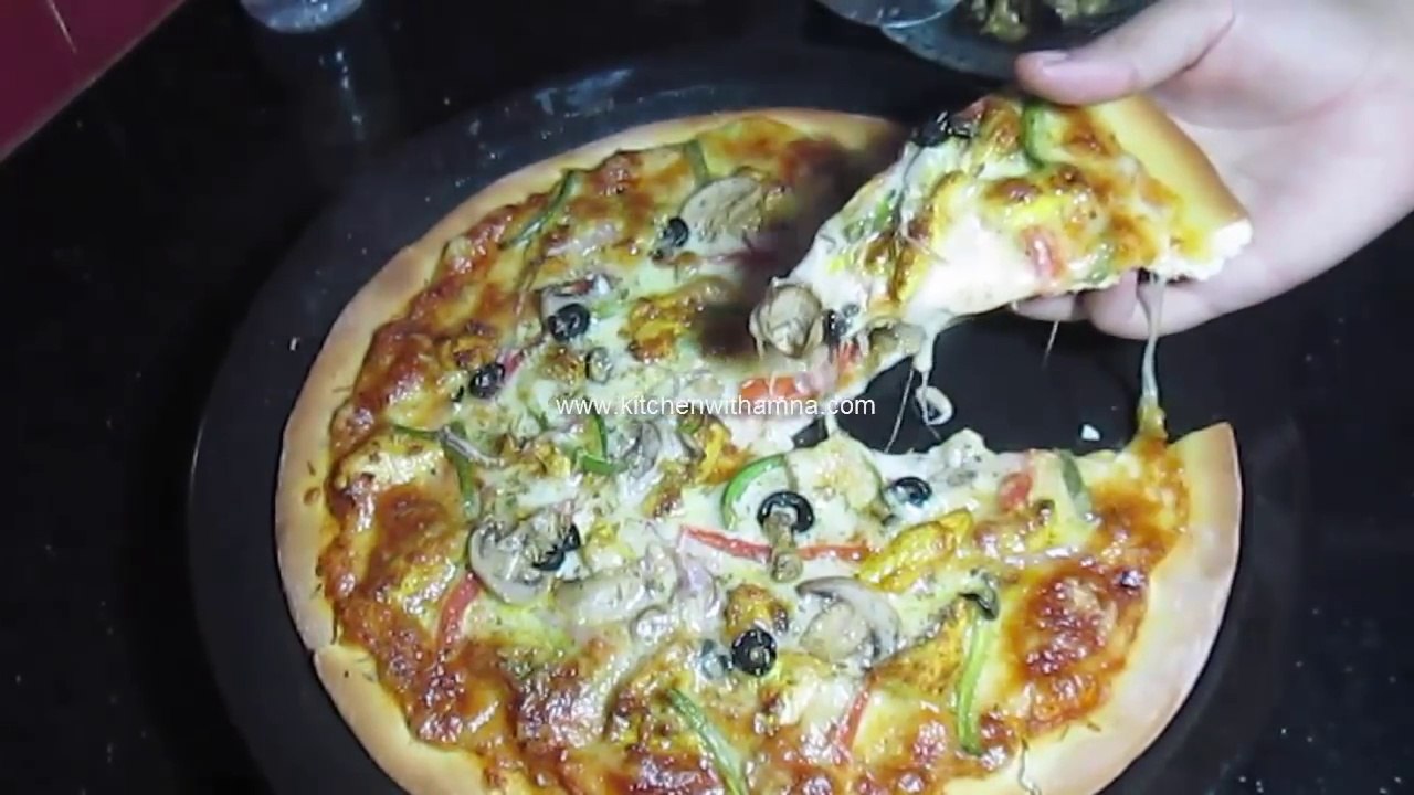 Homemade Pizza Recipe - Chicken Fajita Thin Crust Pizza - Italian Pizza Recipe