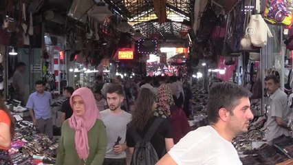 Çarşı ve Pazarda Bayram Yoğunluğu