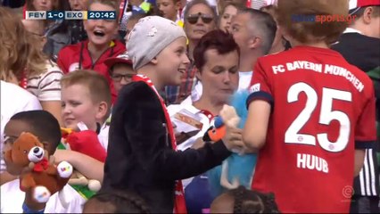 Ποδοσφαιρικός πολιτισμός - Κουκλάκια για τα παιδιά του Σοφία Τσίλντρενς Χόσπιταλ - 19.08.2018