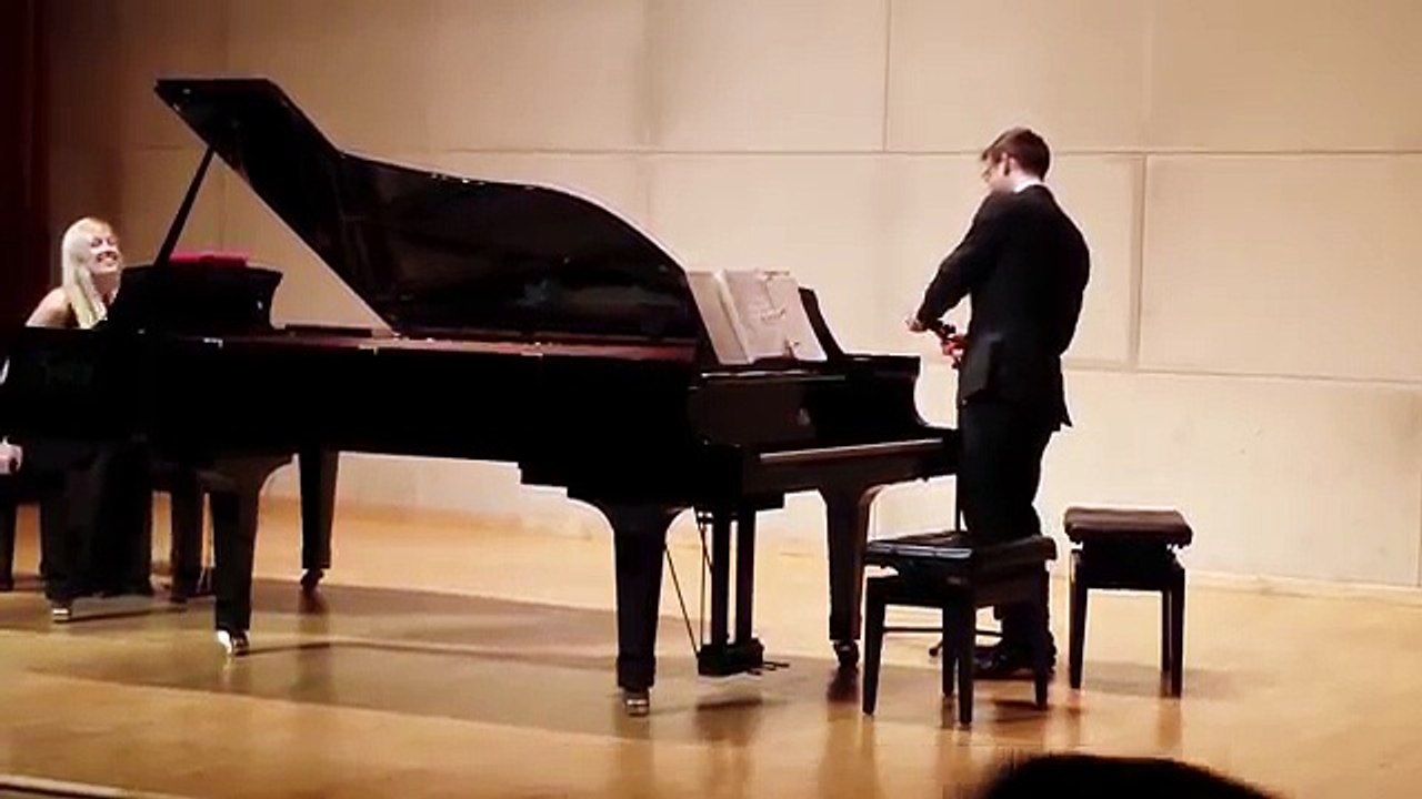 Kyle Landry Mortal Kombat Theme Song, Live Concert in Singapore