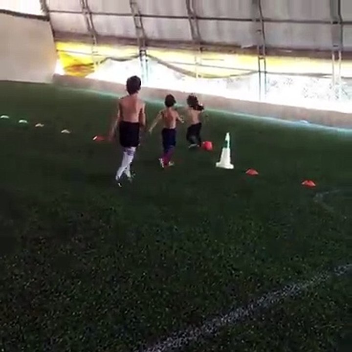 These kids are the next Messi, Ronaldo & Neymar - They will become a best before they clock 20.Small time, Super Eagles player of 45 (Sorry 21) who prepared f