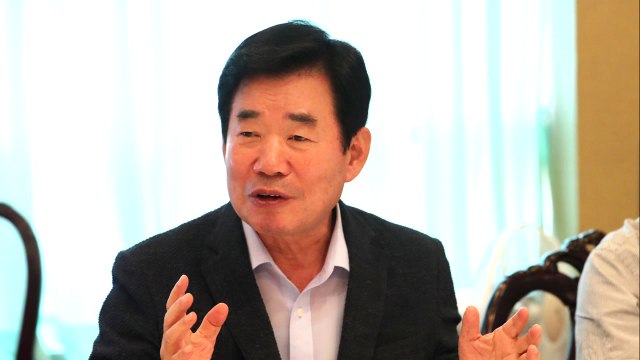 김진표 소득주도 성장, 효과까지 3년...밀고 나가야 / YTN