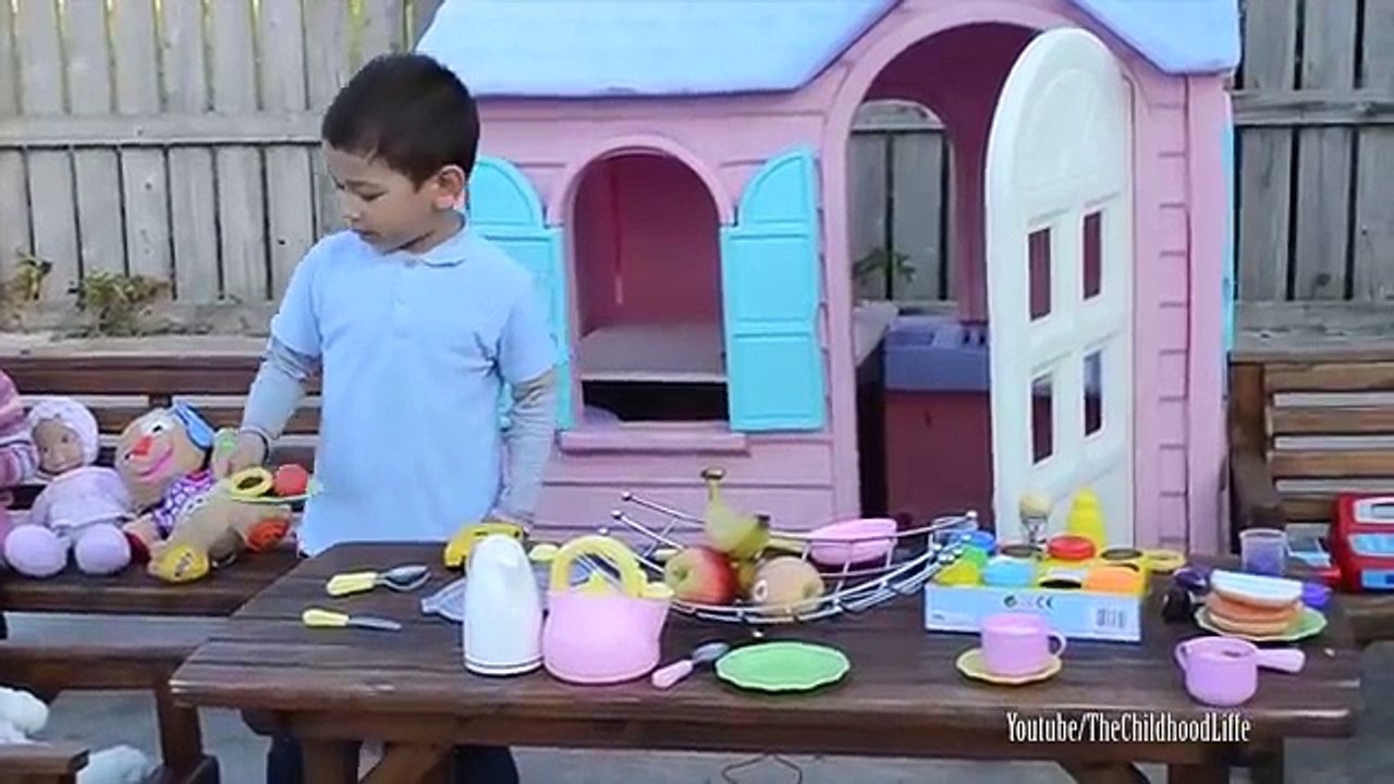 Little Tikes Playhouse Children Play Shop and Cooking Pretend Play | TheChildhoodLife