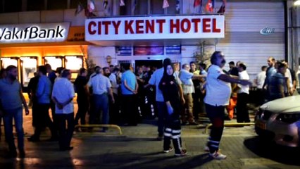 Malatya'da otel yangını korkuttu