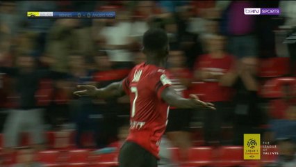 Descargar video: Senegalese international Ismaila Sarr produces magical moment to give Rennes the win