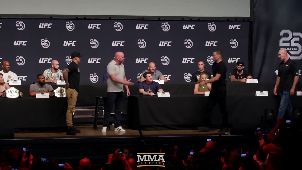 UFC 230: Dustin Poirier vs. Nate Diaz Staredown - MMA Fighting