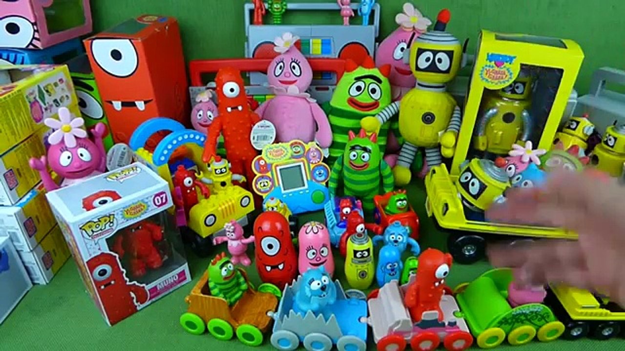 LOTS of Yo Gabba Gabba Toys KidRobot, Funko Pop, Spin Master, Muno Plex Foofa Toodee & Bro