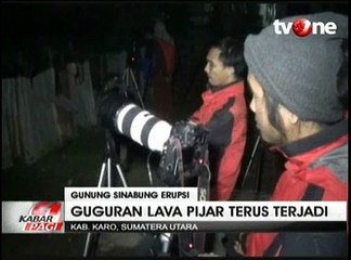 Download Video: Gunung Sinabung Terus Luncurkan Lava Pijar dan Awan Panas