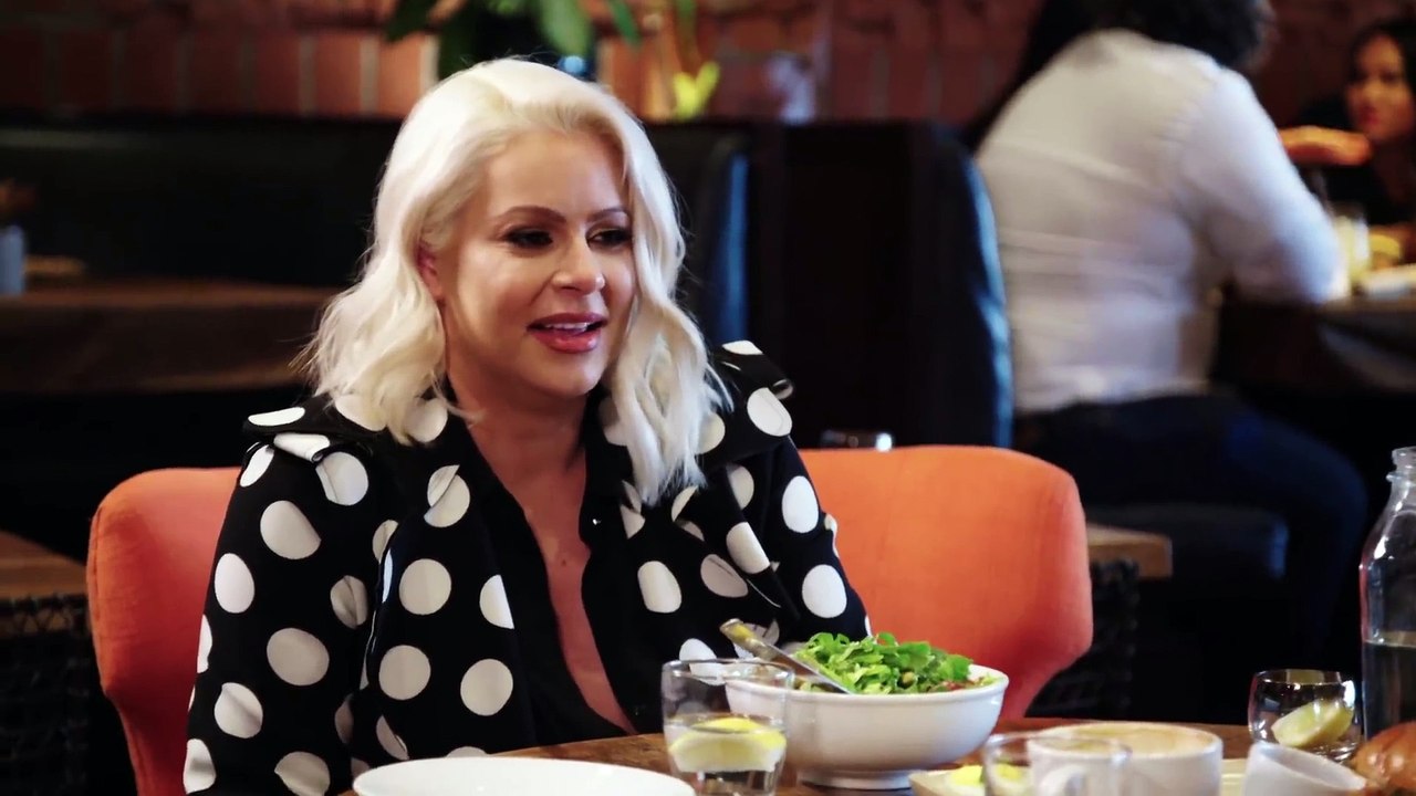 Maryse gives her mother a pricey gift to soften some bad news- Miz & Mrs., Aug. 14, 2018