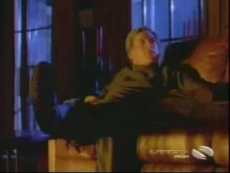 Manimal transformation en panthere version 1998