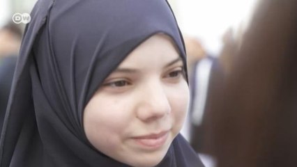 Almanya'da çocuklara başörtüsü yasağı tartışılıyor