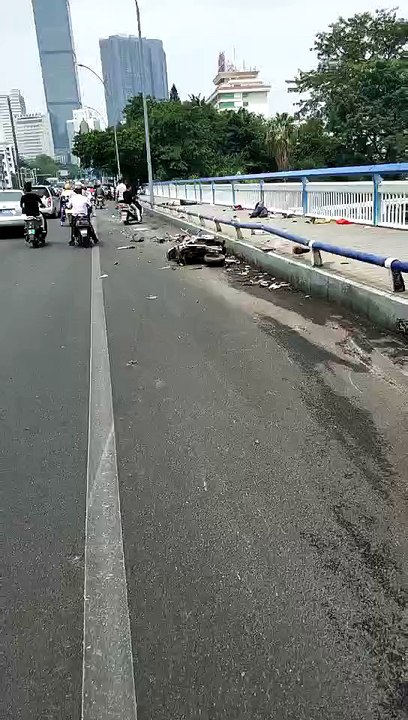 Liuzhou Bridge Accident Footage