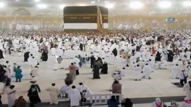 - Kabe'nin Örtüsü Değiştirildi