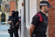 La policía registra el domicilio del terrorista de Cornellà