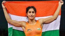 Asian Games 2018: Vinesh Phogat wins Gold Medal in womens 50 KG freestyle | वनइंडिया हिंदी