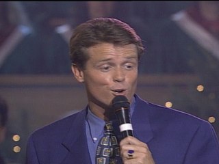 Bill & Gloria Gaither - I'd Still Like To Go To Grandma's House For Christmas