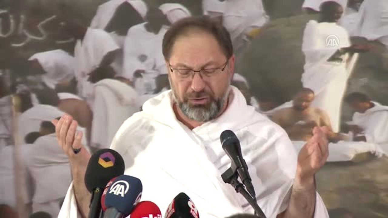 Diyanet İşleri Başkanı Prof. Dr. Erbaş, Arafat'ta Vakfe Duası Yaptı (3)