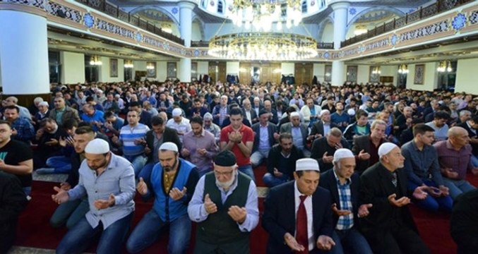 Kurban Bayramı Namazı Saat Kaçta? İl İl Bayram Namazı Saatleri (Tam Liste)