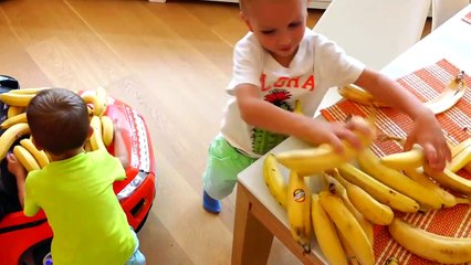 Learn Colors with Baby Banana Pool Бананы в Бассейне Song for Children Song Finger Family for kids