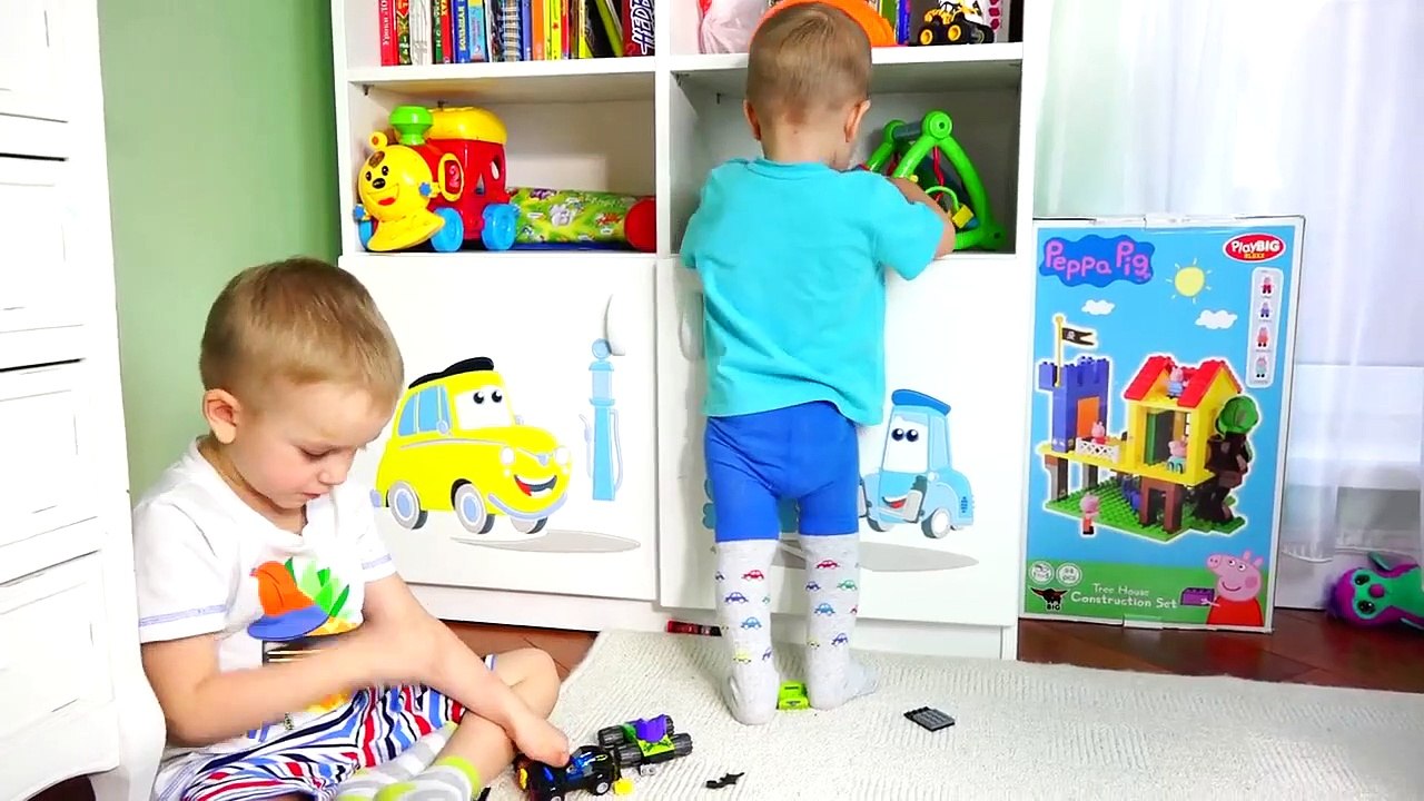 Bad Baby Как Мальчики Играют в Куклы ⁄ Мама Подарила Детям Беби Бон Doll in House