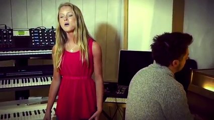 Zara Larsson Uncover (Live for SvD)