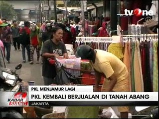PKL Kembali Berjualan di Tanah Abang