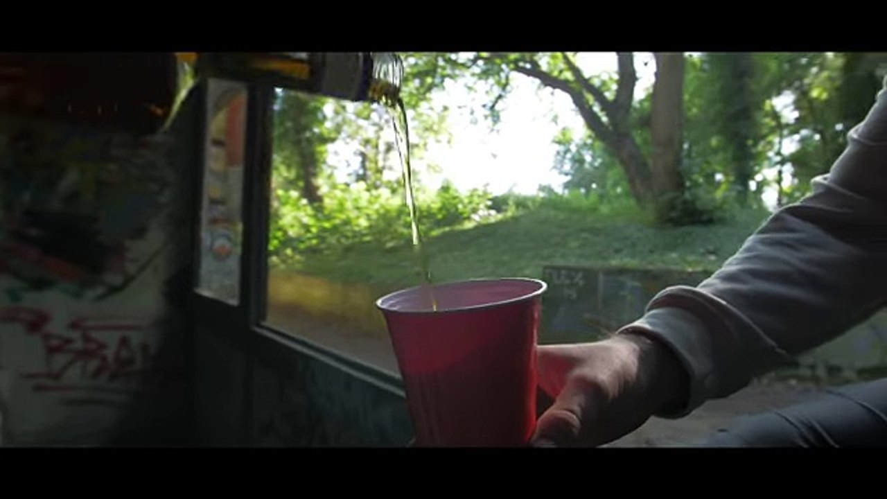 Souldia & Sinik - Paisible violence (Videoclip officiel)