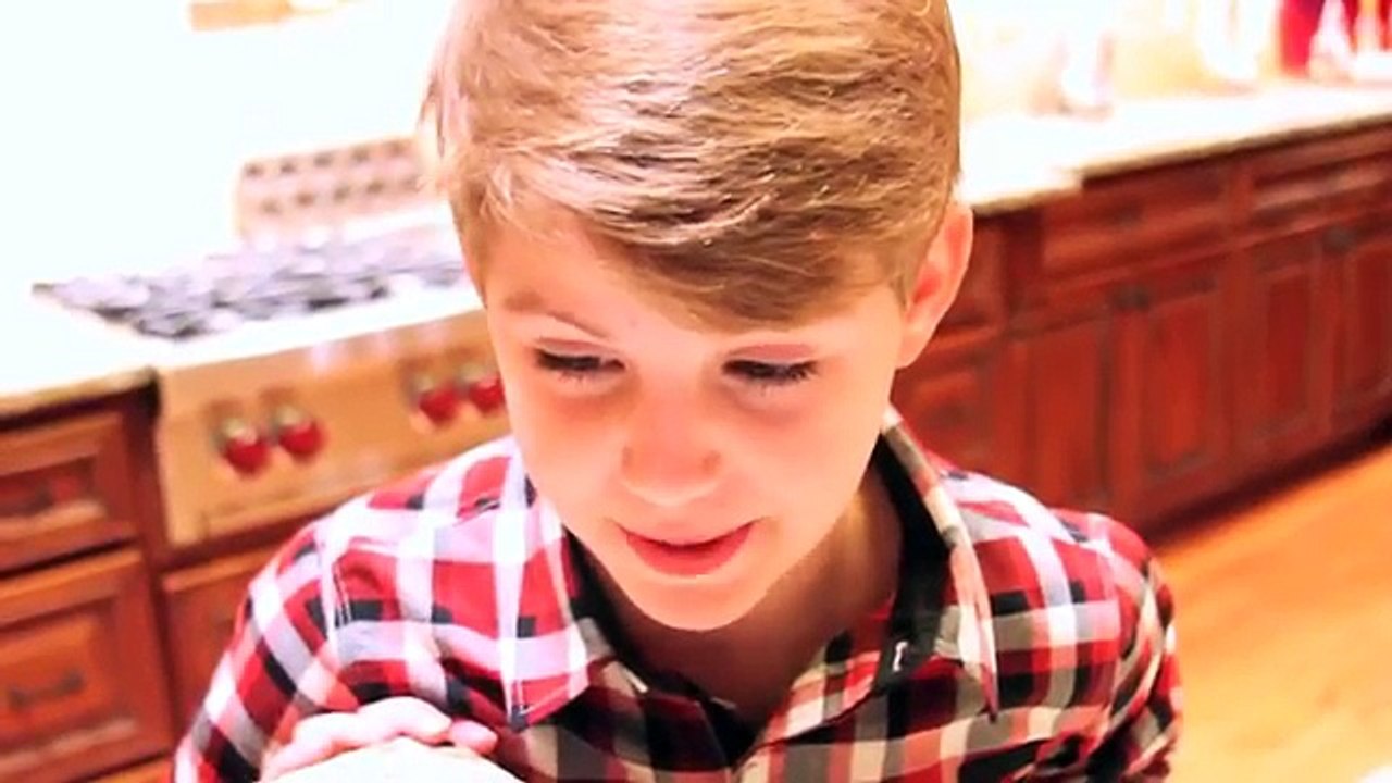 MattyBRaps Plays Truth or Dare
