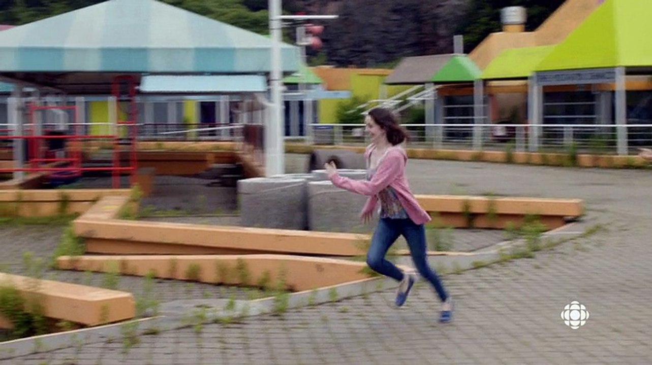 Cracked S02E01