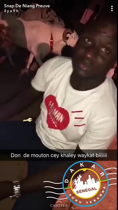 Wally Seck donne de gros moutons aux démunis