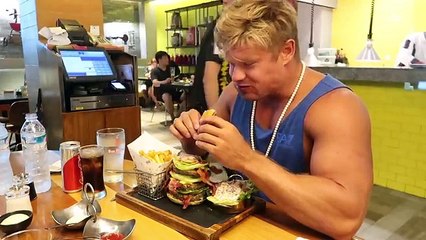 10 000 euro BURGER CHALLENGE za 20 MINUT
