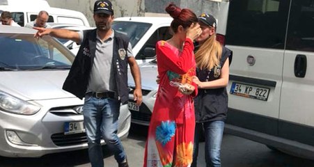 Güzelliğiyle Erkekleri Tuzağa Düşüren Kız, Suç Ortağına Rehine Oldu