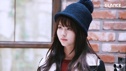 패션 화보 촬영 현장에서 포착한 배우 김소현의 로맨틱 포토 에세이