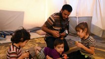 İdlib bir bayramda daha kederli sığınmacıları ağırlıyor (2) - İDLİB