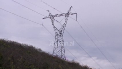 Reshjet mbushin kaskaden e Drinit