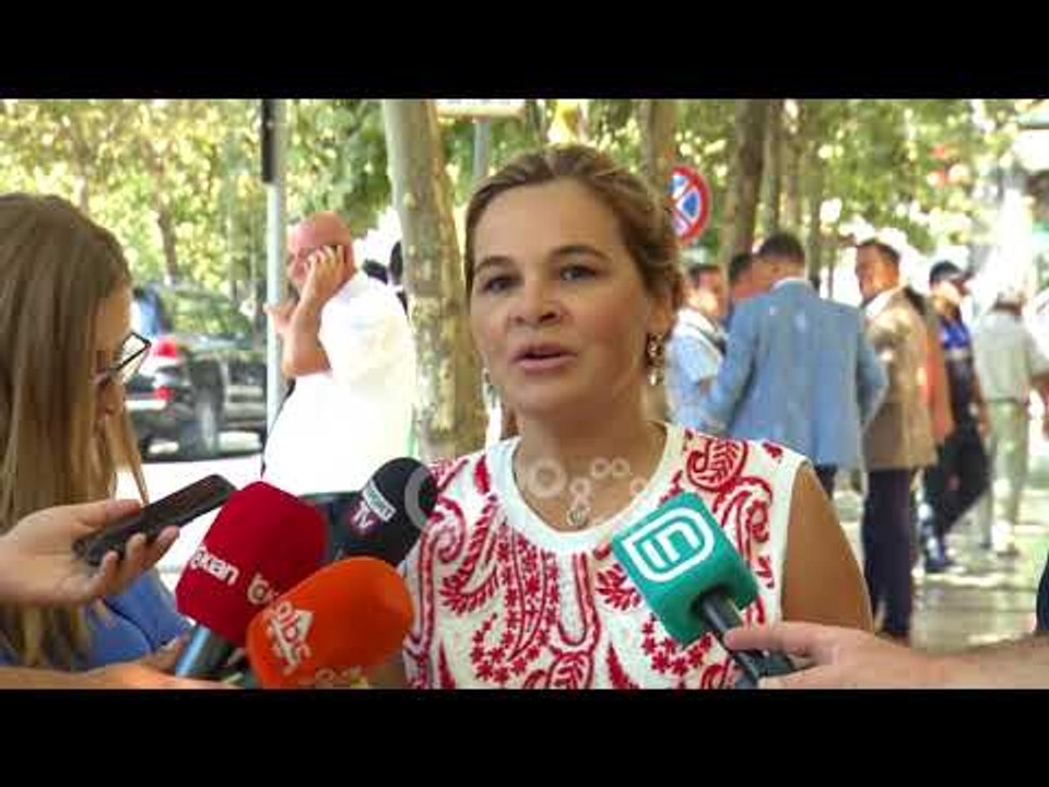 Ora News - Politika uron besimtarët myslimanë për festën e Kurban Bajramit