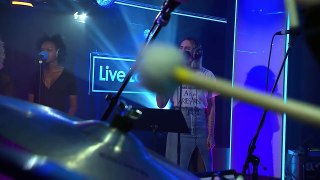 Snakehips, MØ Dont Leave in the Live Lounge
